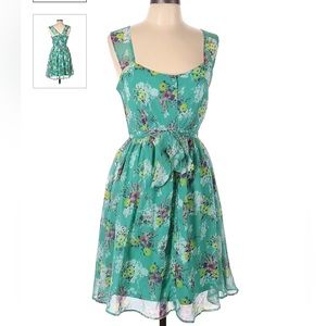 Lauren Conrad Size 4 Dress